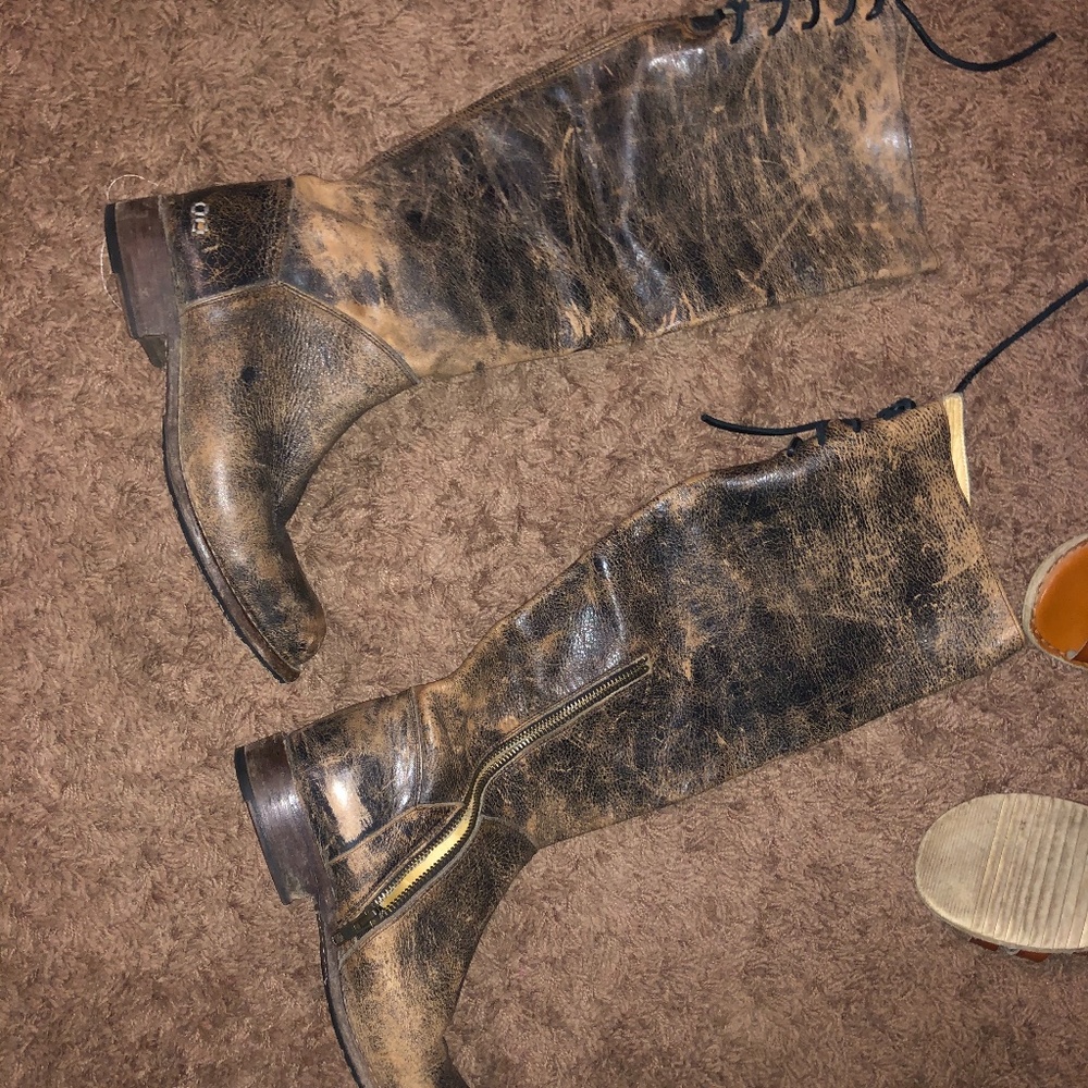 Bed Stu Manchester boots Price is NEGOTIABLE